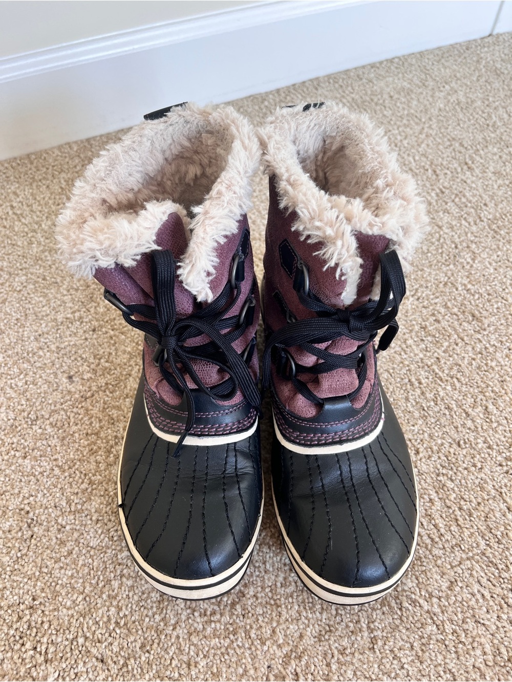 SOREL Winter Snow Boots | Women’s Size 7 | Plum & Black | Winter | Cabin Core